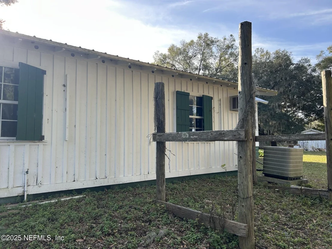 Photo of 6192 COUNTY RD 219