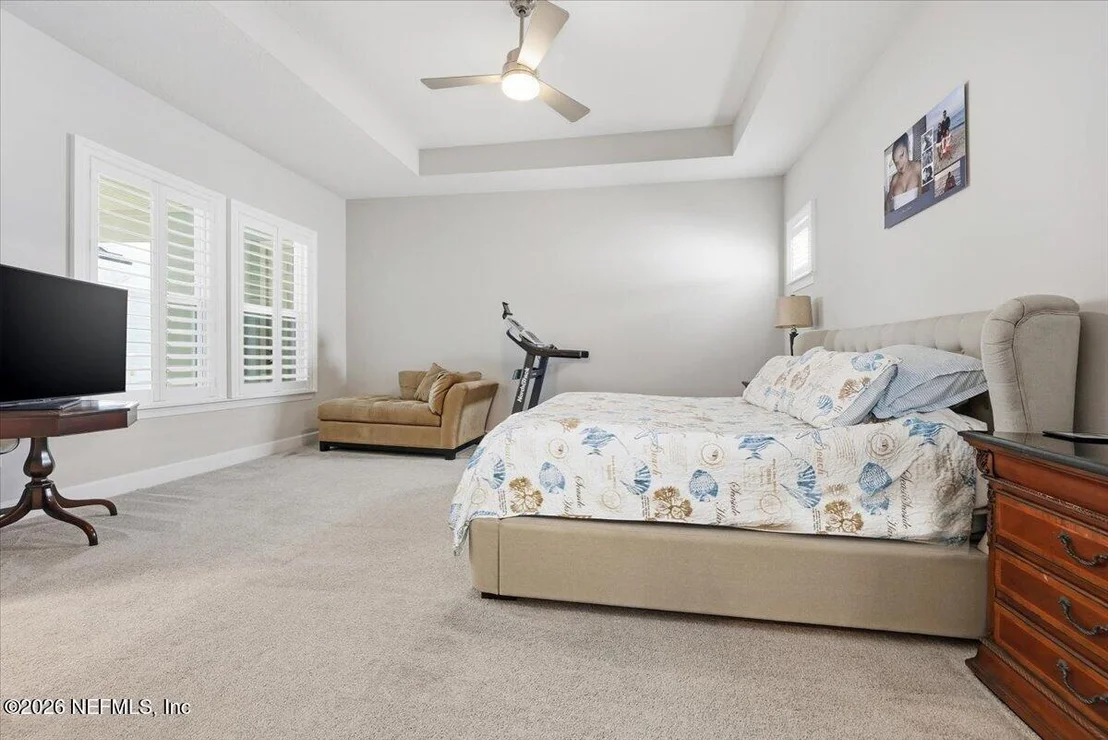 Photo of 146 BLUE HAMPTON Drive