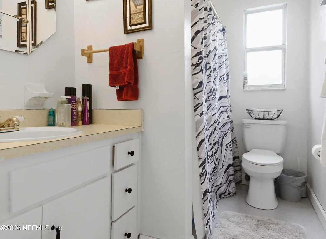 Photo of 334 7TH Way