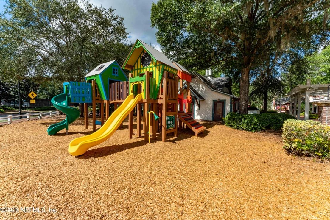 Photo of 1427 EAGLE CROSSING Drive