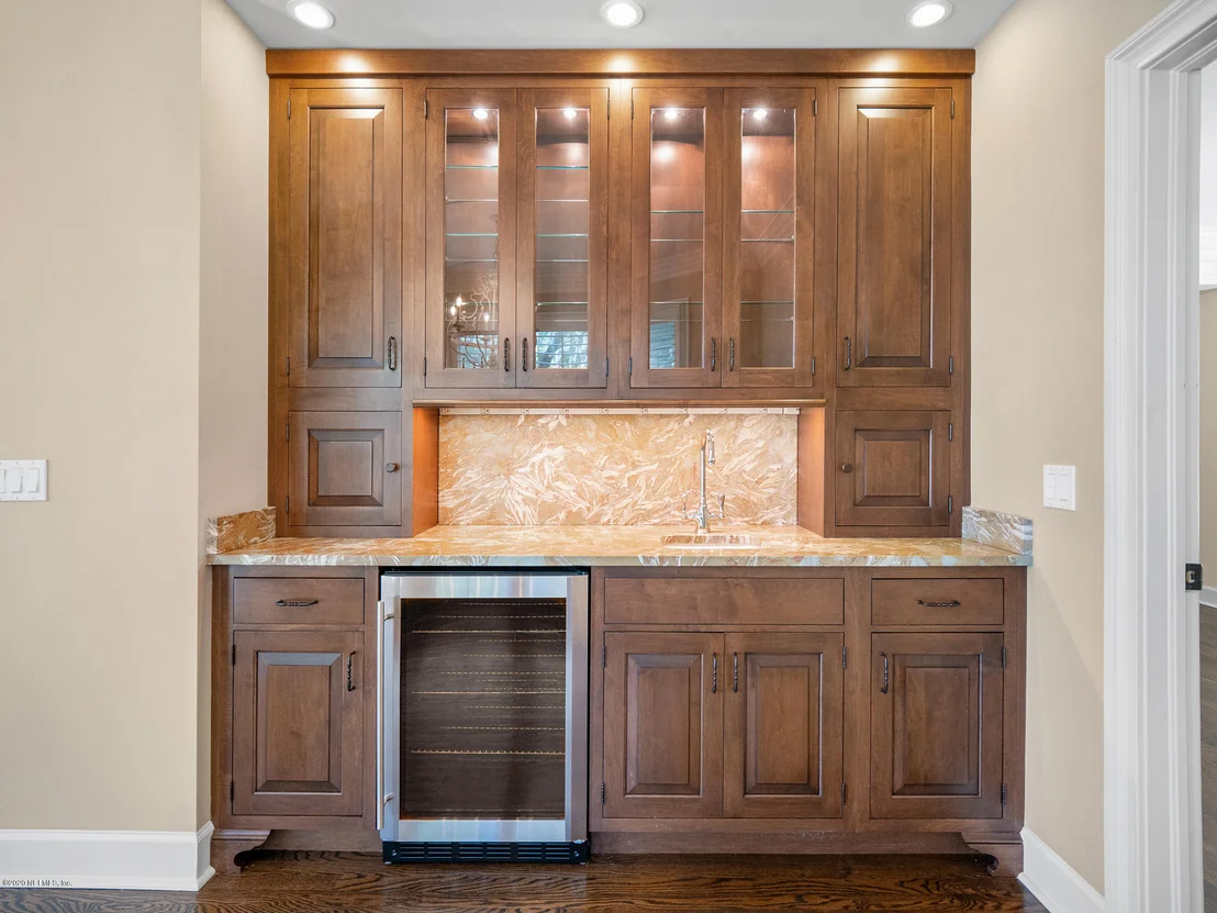 Photo of 906 GREENRIDGE Road