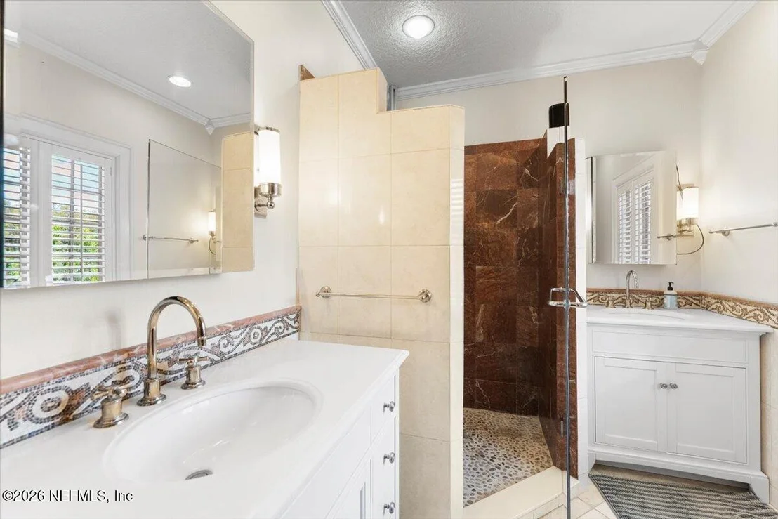 Photo of 3338 RIVERSIDE Avenue