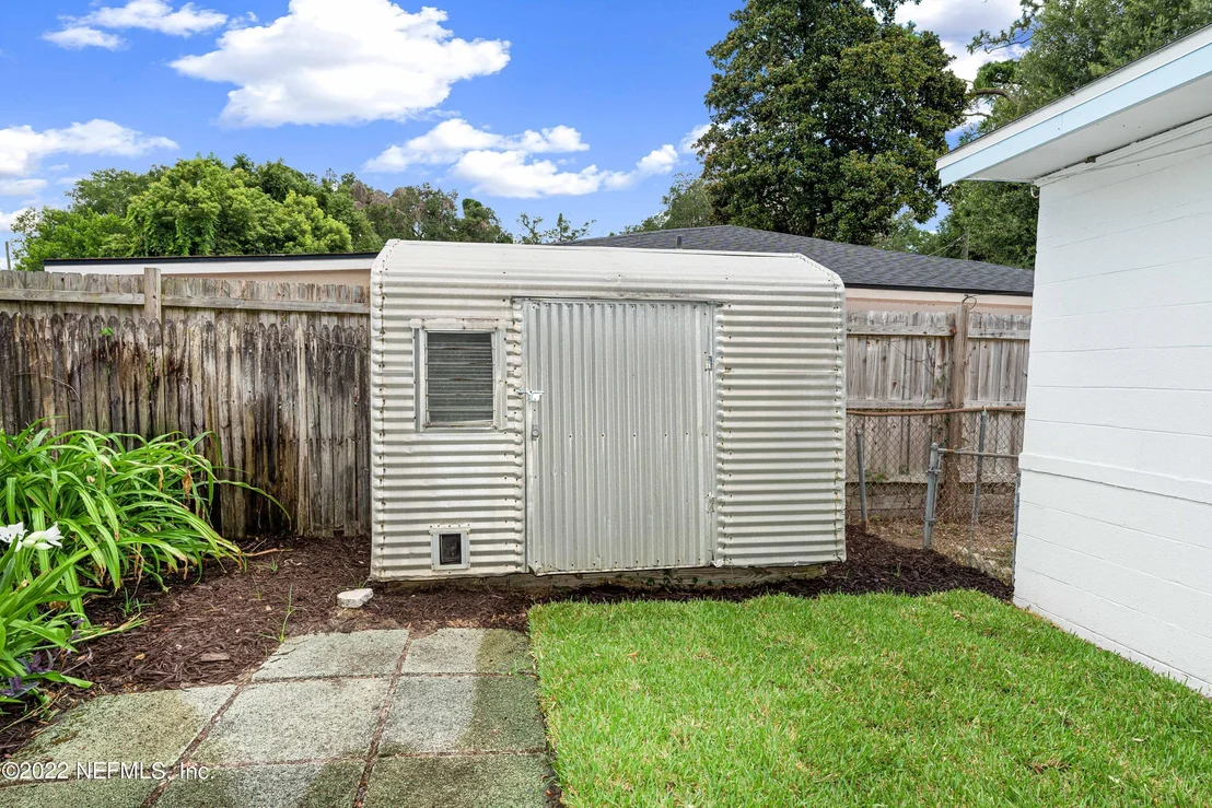 Photo of 5408 WINDERMERE Drive