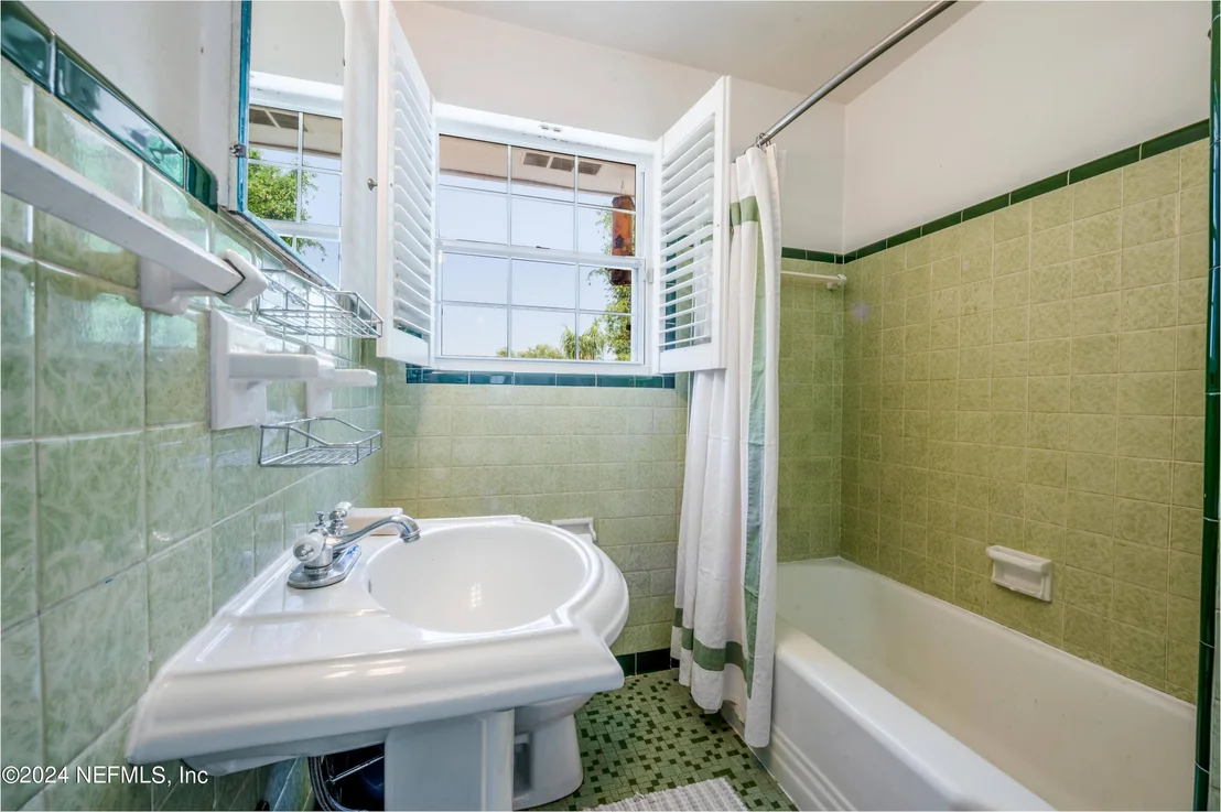 Photo of 8056 CATAWBA Drive