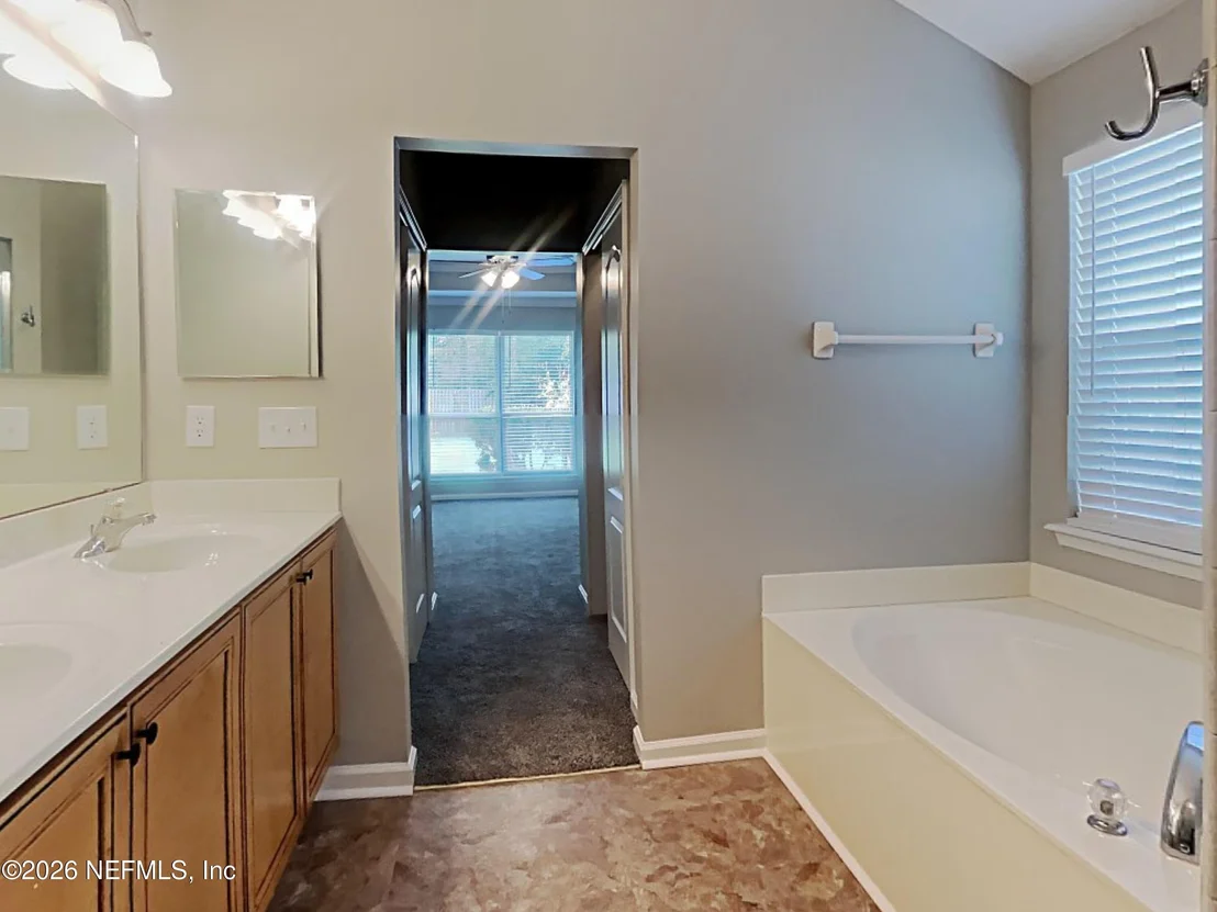 Photo of 3814 HIDDEN VIEW Drive