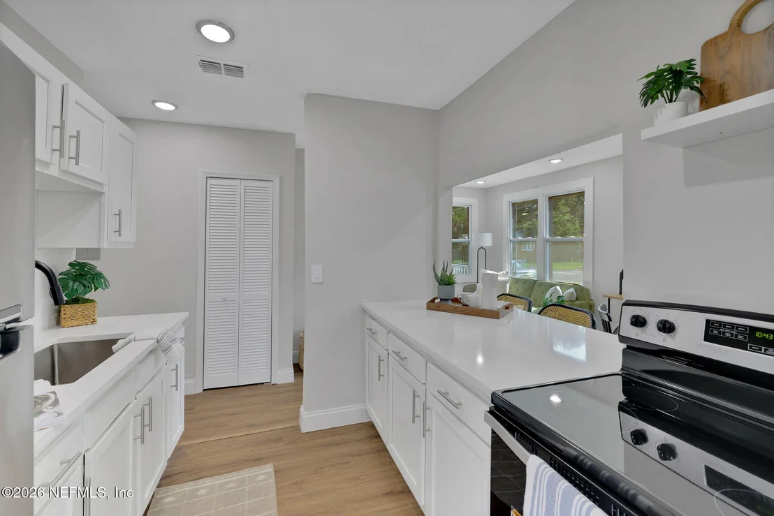 Photo of 3002 MYRA Street