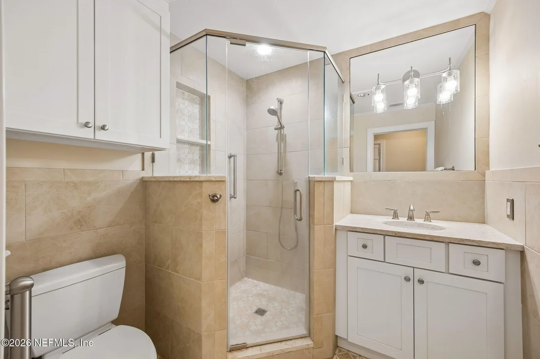 Photo of 4737 EXETER Lane