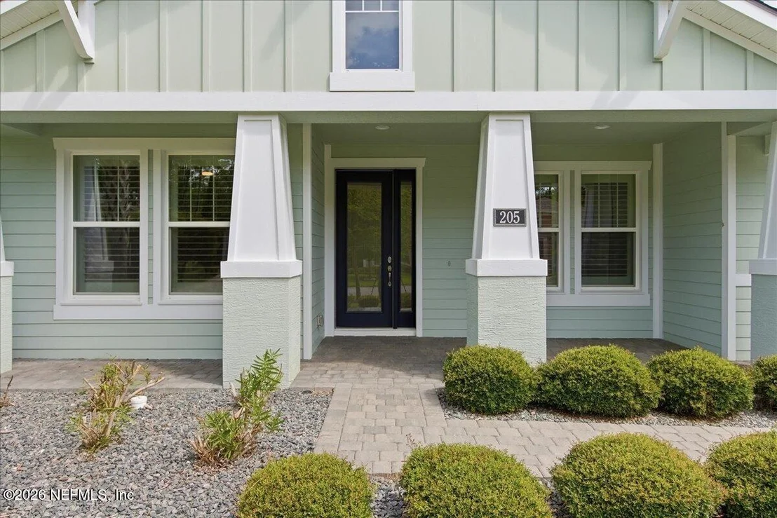 Photo of 205 HEATHERWOOD Court