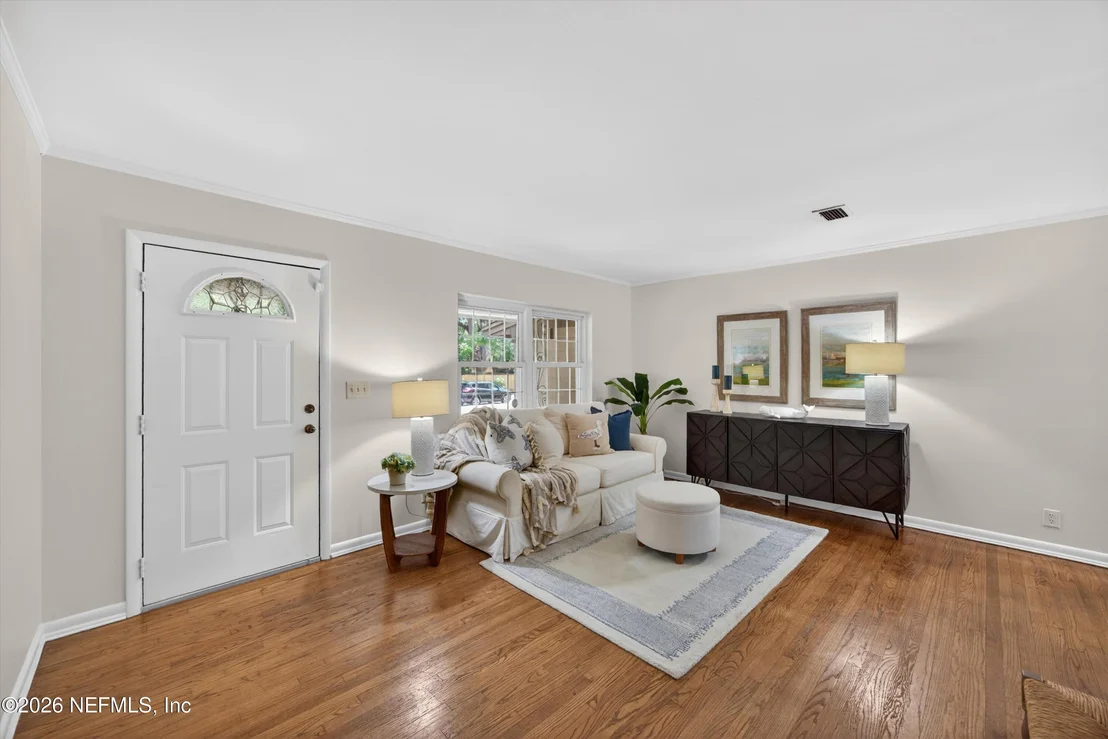Photo of 317 FROG HOLLOW Road