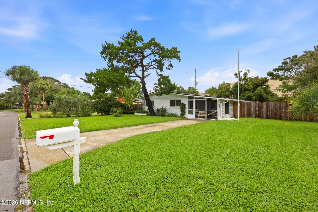 Photo of 25 SANDRA Drive