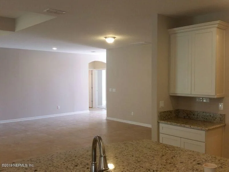 Photo of 466 WILLOWLAKE Drive