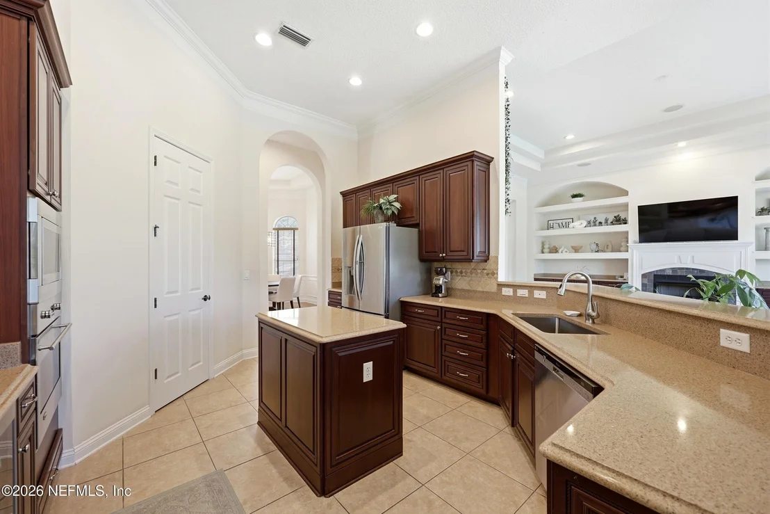 Photo of 4141 EAGLE LANDING Parkway