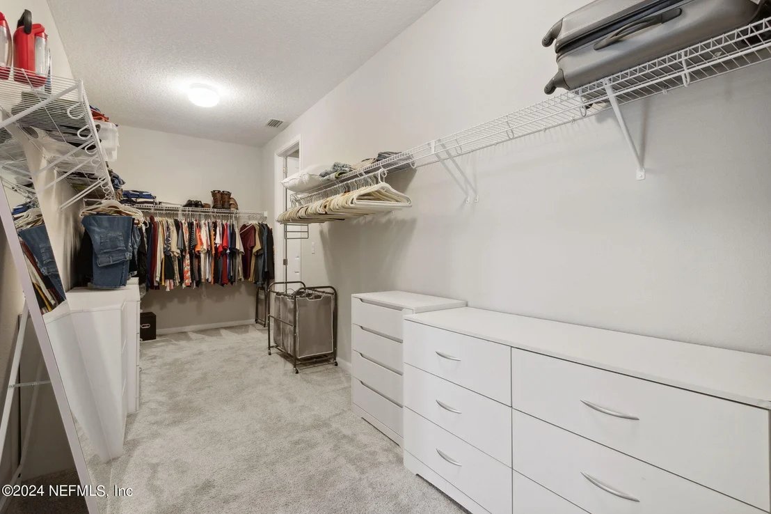 Photo of 85475 FALL RIVER Parkway