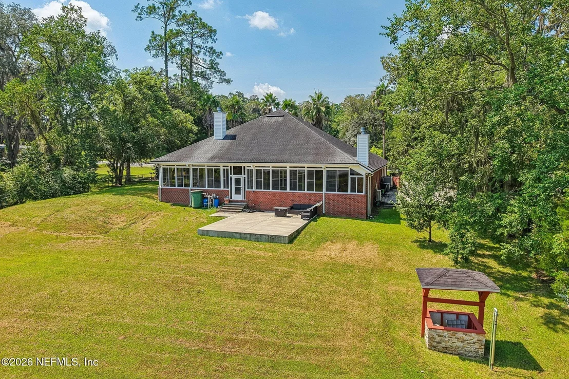 Photo of 3425 TROUT RIVER Boulevard