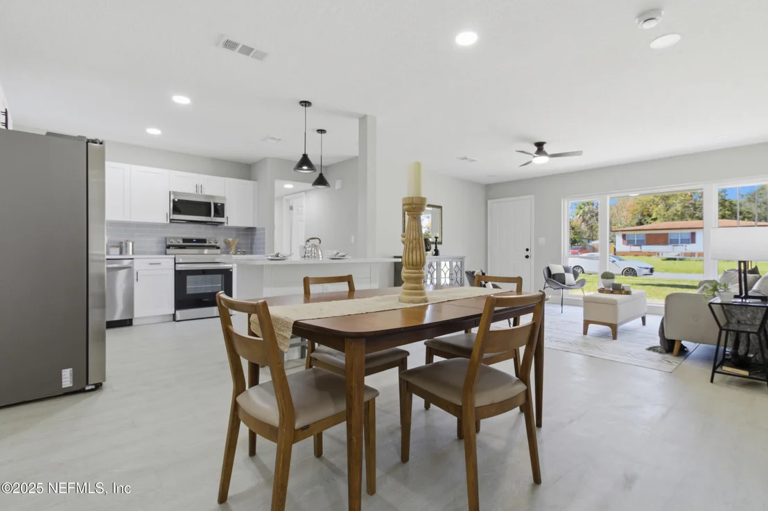 Photo of 2147 MANEY Drive