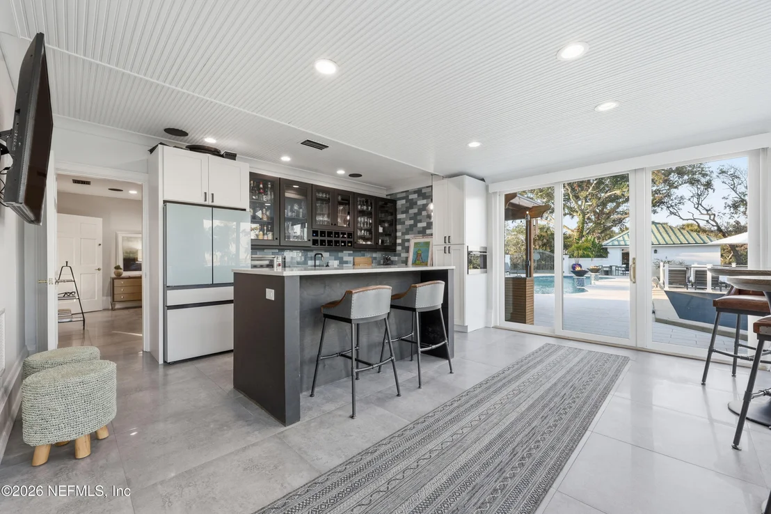 Photo of 3418 LANDS END Drive