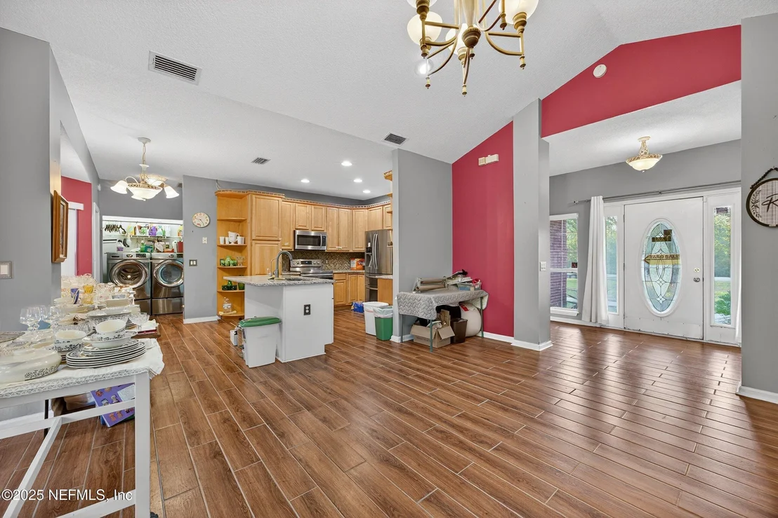 Photo of 11319 SIMMONS Road