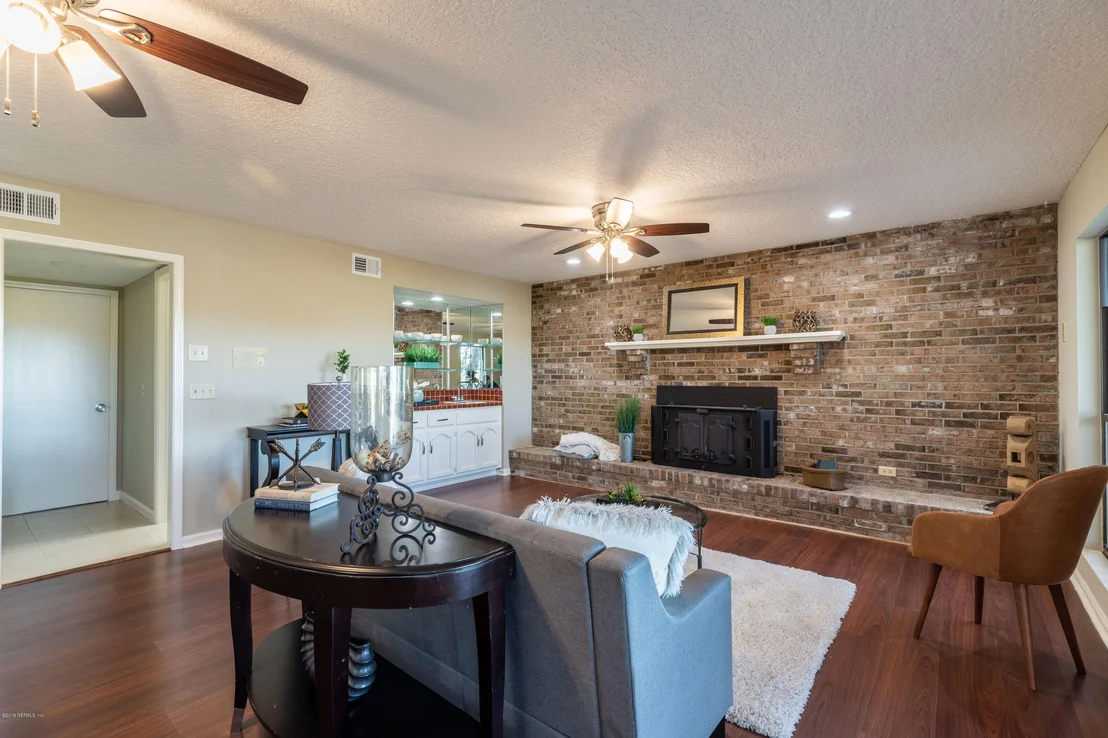 Photo of 4847 MARINERS POINT Drive