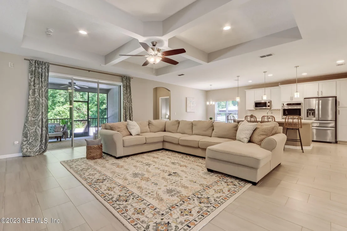Photo of 85771 BLACK TERN Drive