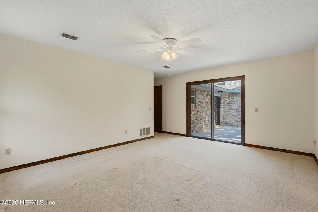 Photo of 1618 BRISTOL Place