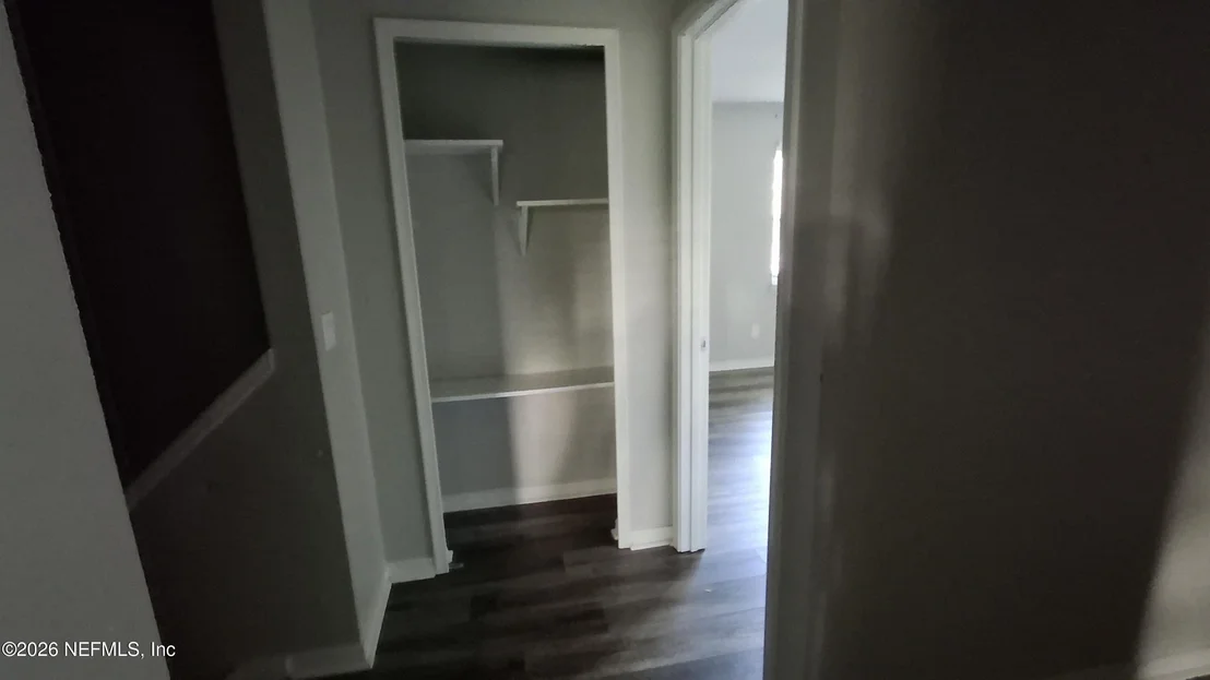 Photo of 1809 FARM WAY Way