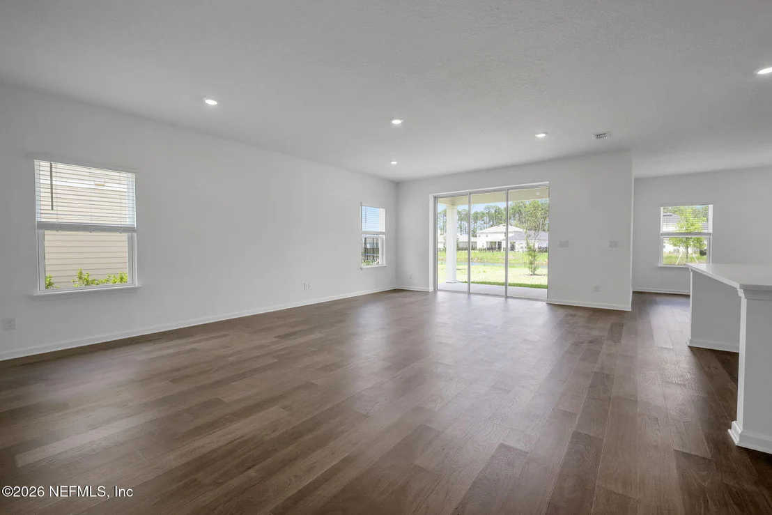 Photo of 565 FARMFIELD Drive