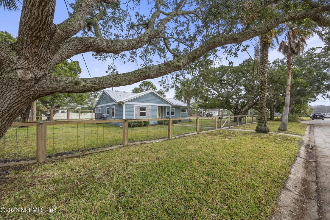 Photo of 112 ZORATOA Avenue