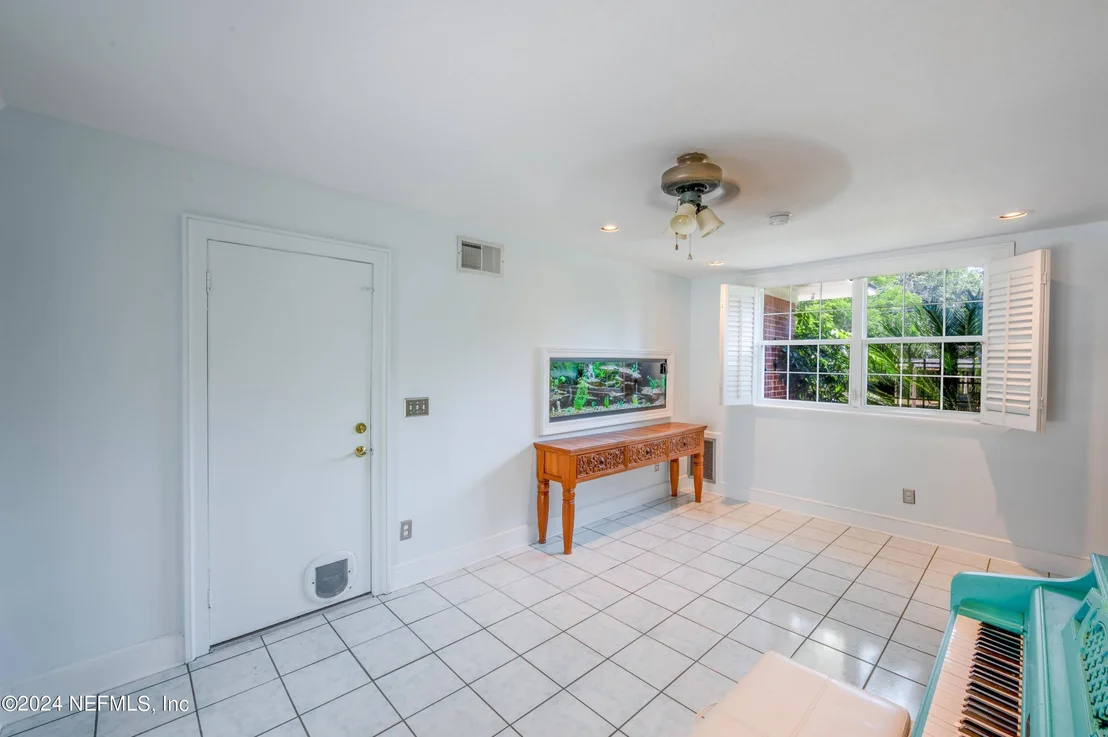 Photo of 8056 CATAWBA Drive