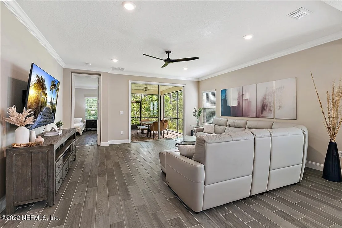 Photo of 291 BROOMSEDGE Circle