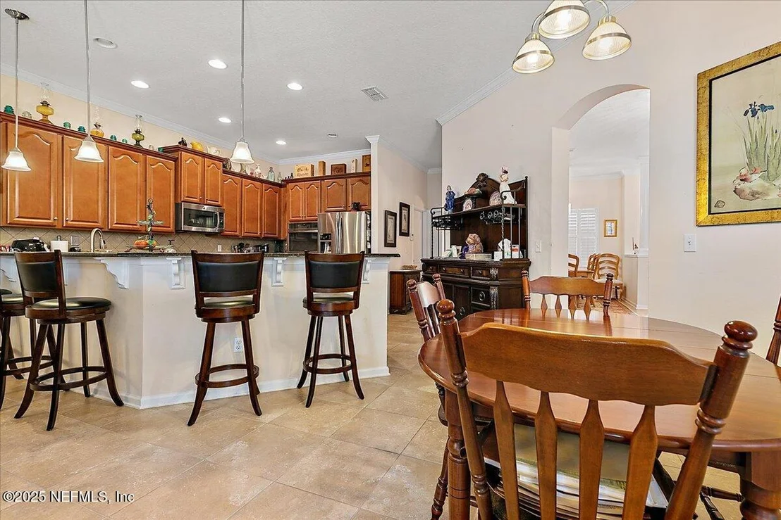 Photo of 253 PARKWOOD Circle
