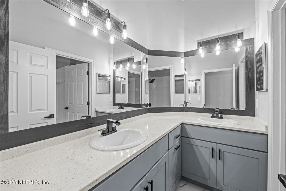 Photo of 1560 TIMBER TRACE Drive
