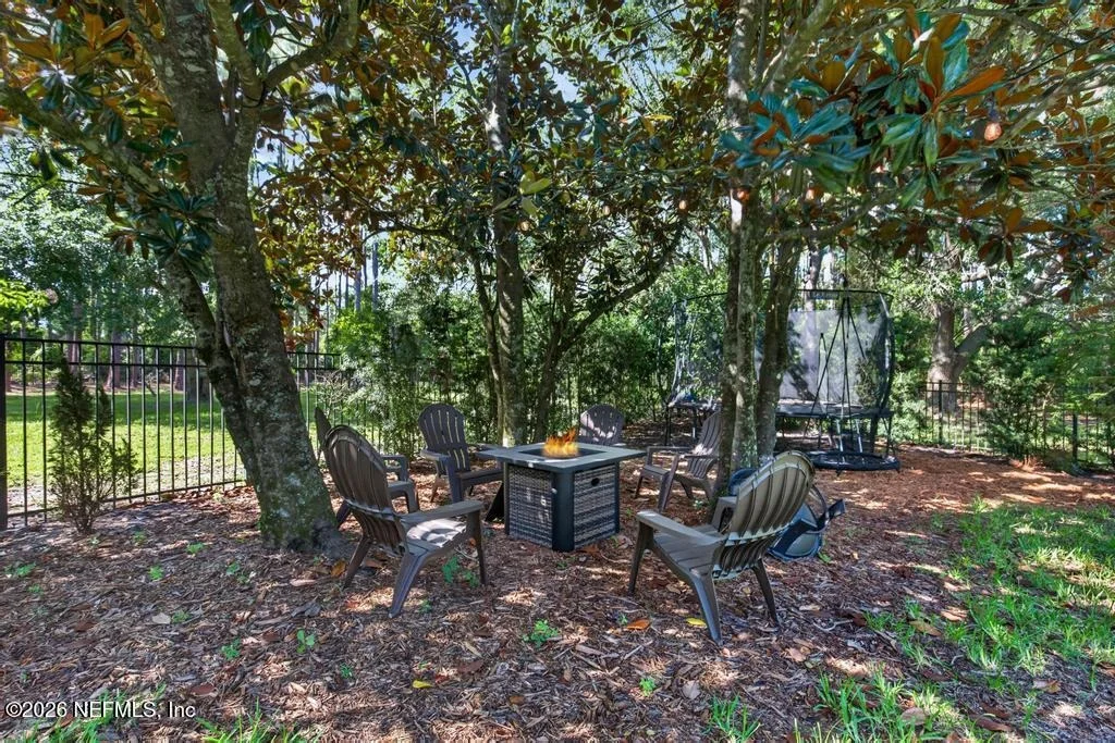 Photo of 516 WETHERBY Lane
