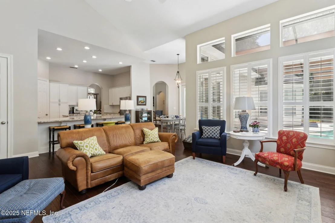 Photo of 724 PINEY Place