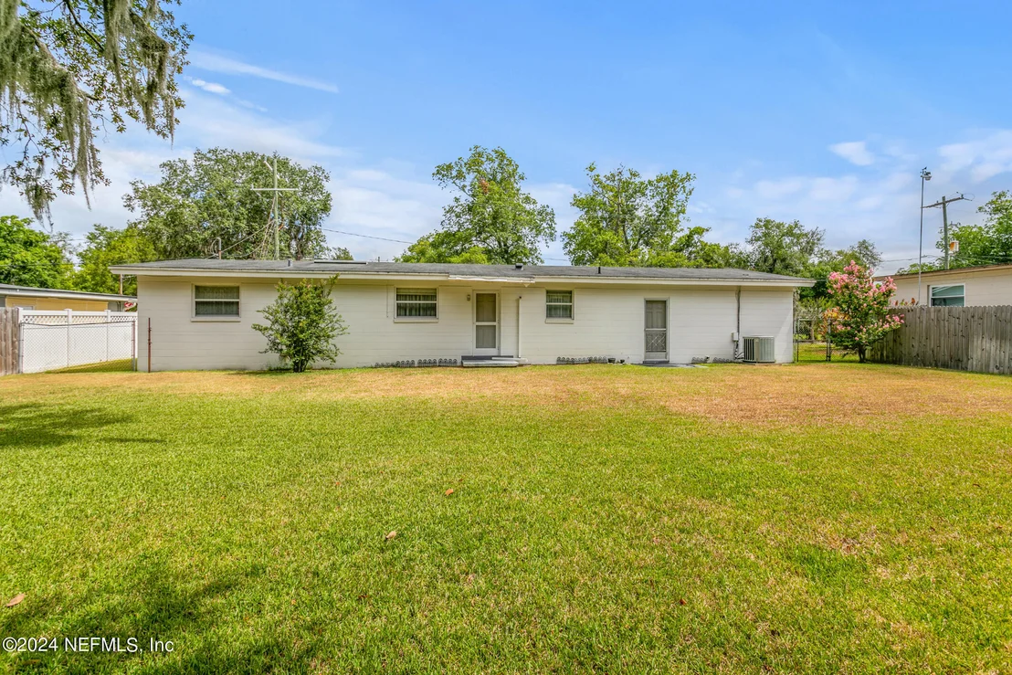 Photo of 6830 HOWALT Drive