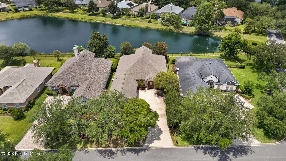 Photo of 1439 BARRINGTON Circle