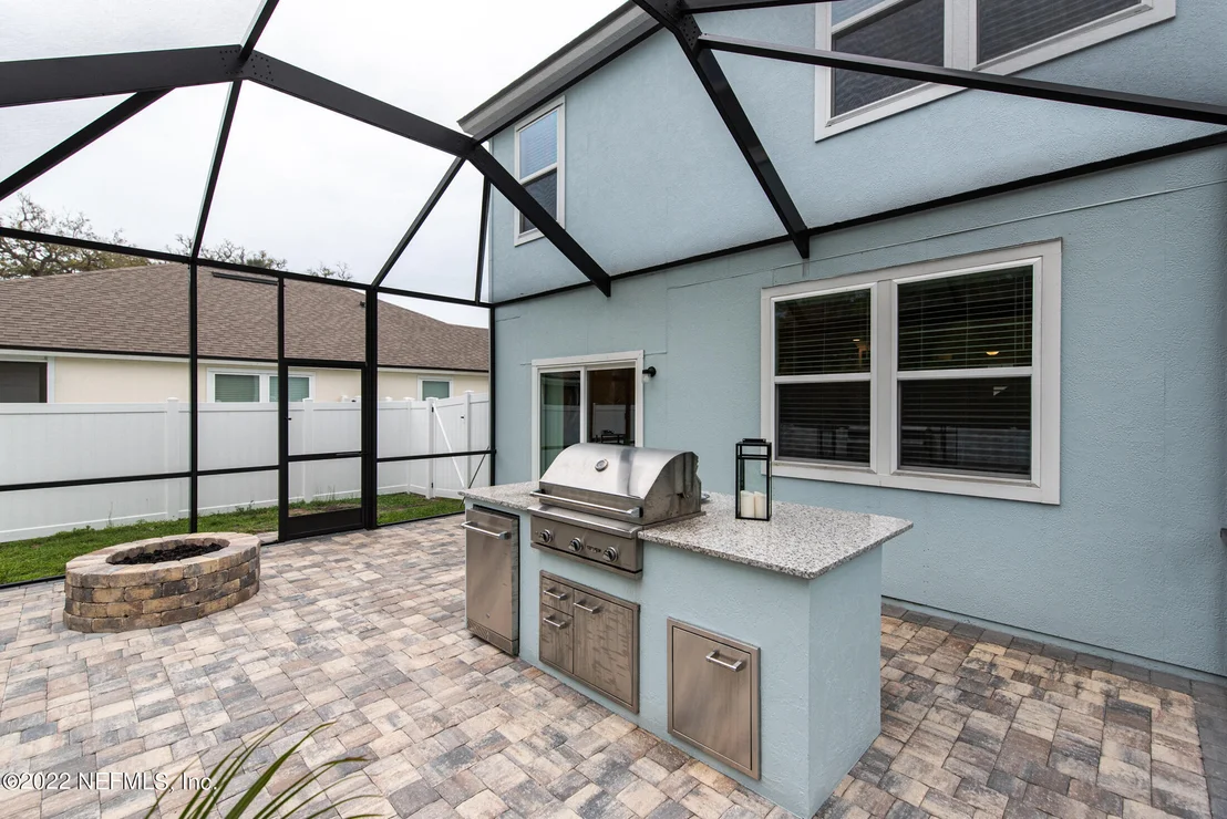Photo of 237 CHASEWOOD Drive