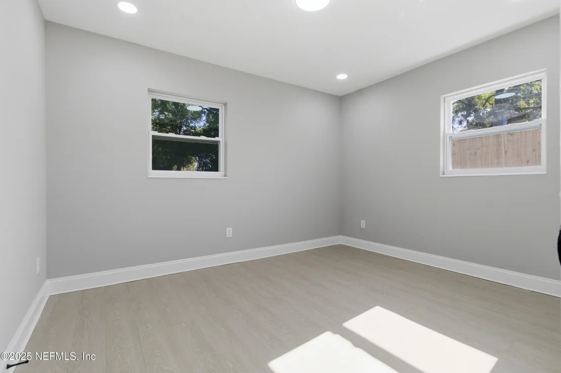 Photo of 2147 MANEY Drive