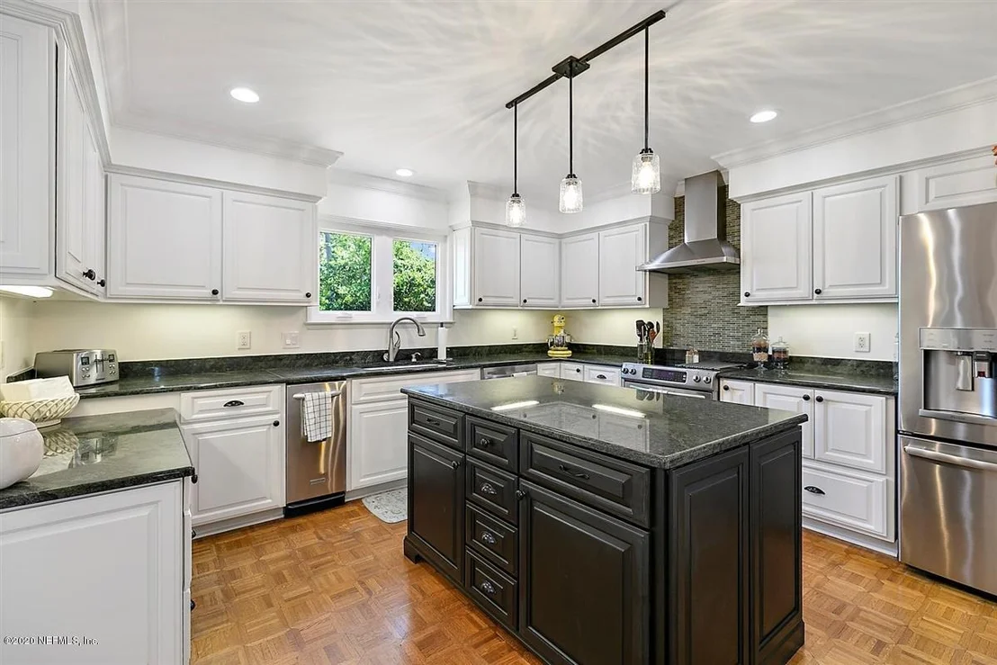 Photo of 8162 PINE LAKE Road
