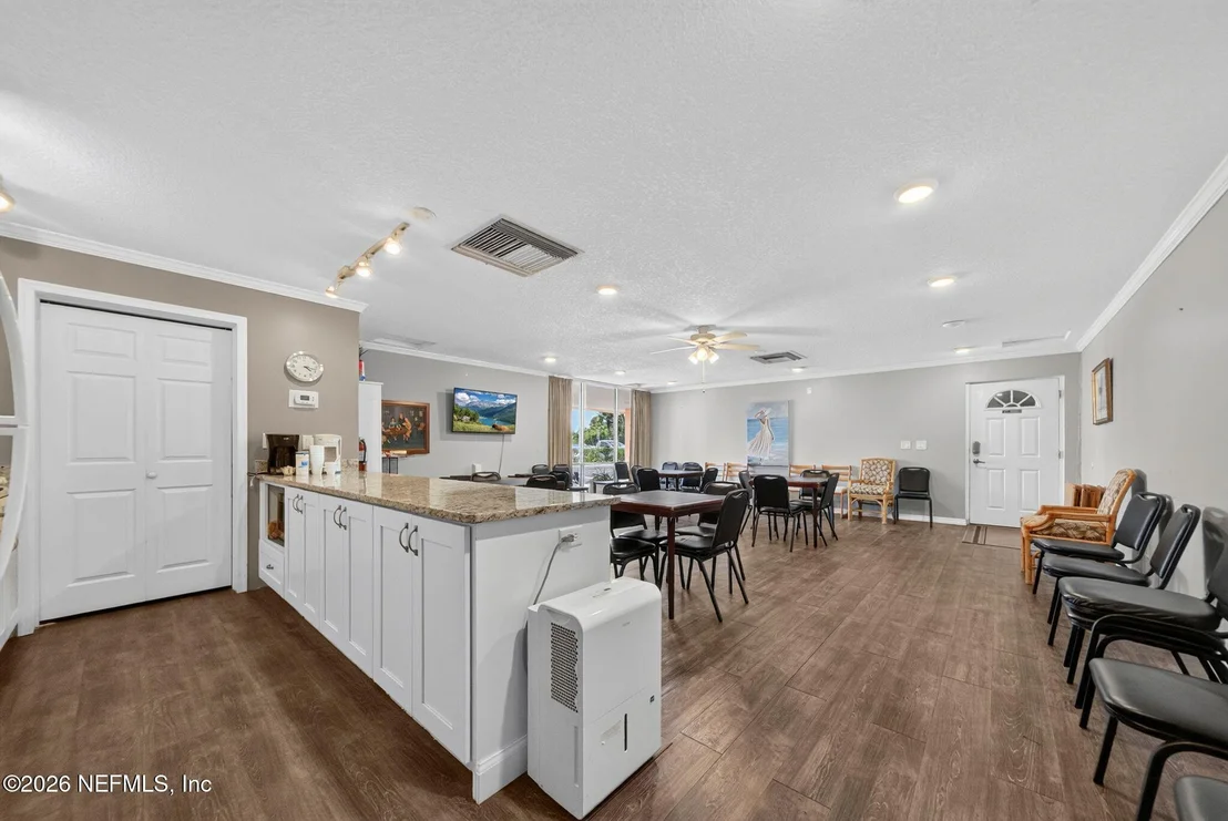 Photo of Unit 319 at 4 OCEAN TRACE Road