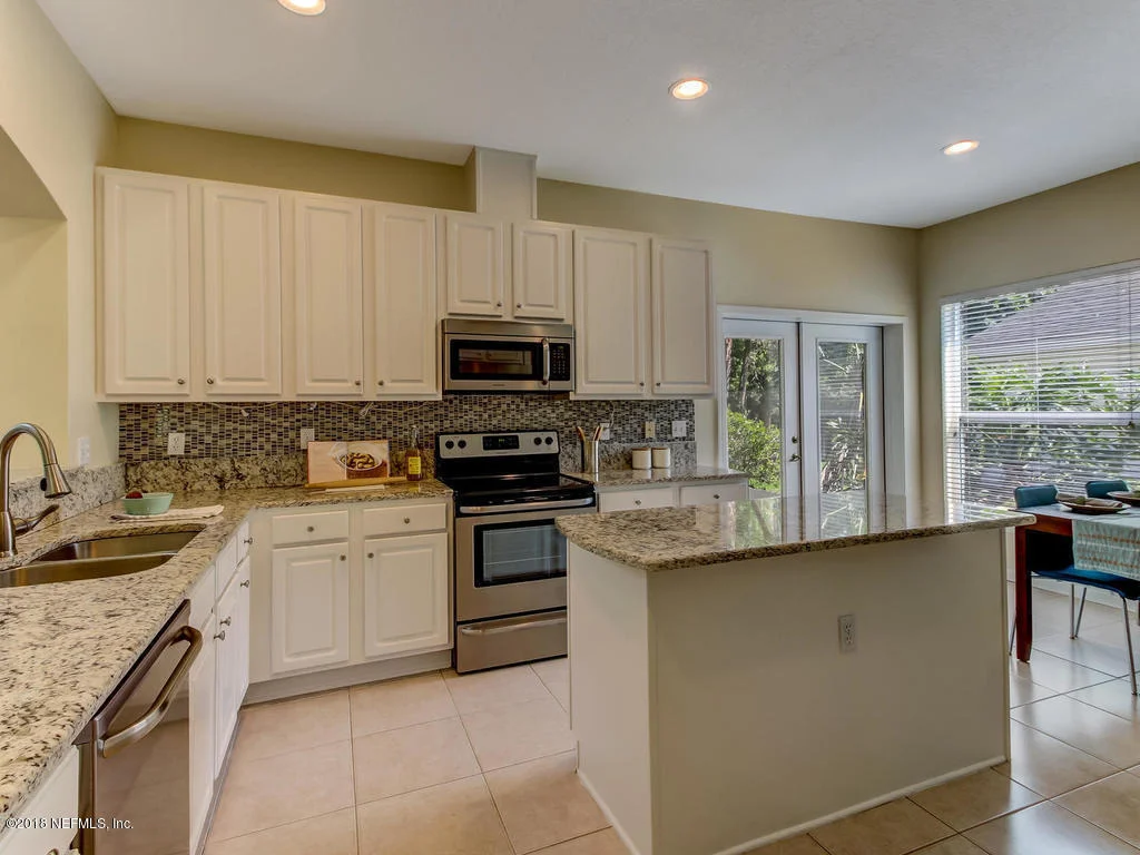 Photo of 8633 ETHANS GLEN Terrace