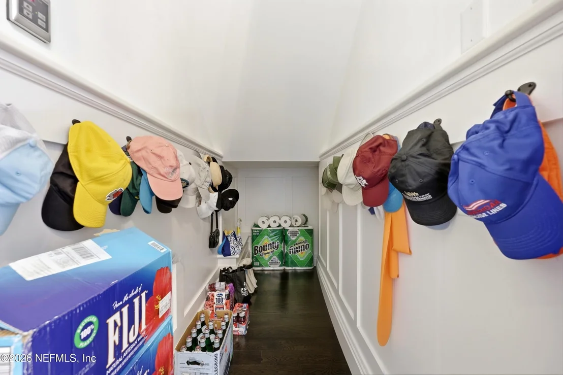 Photo of 1030 MAPLE Lane
