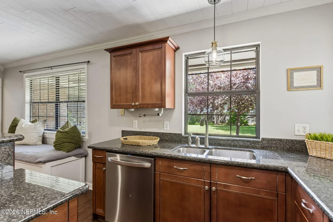 Photo of 12977 SILVER OAK Drive