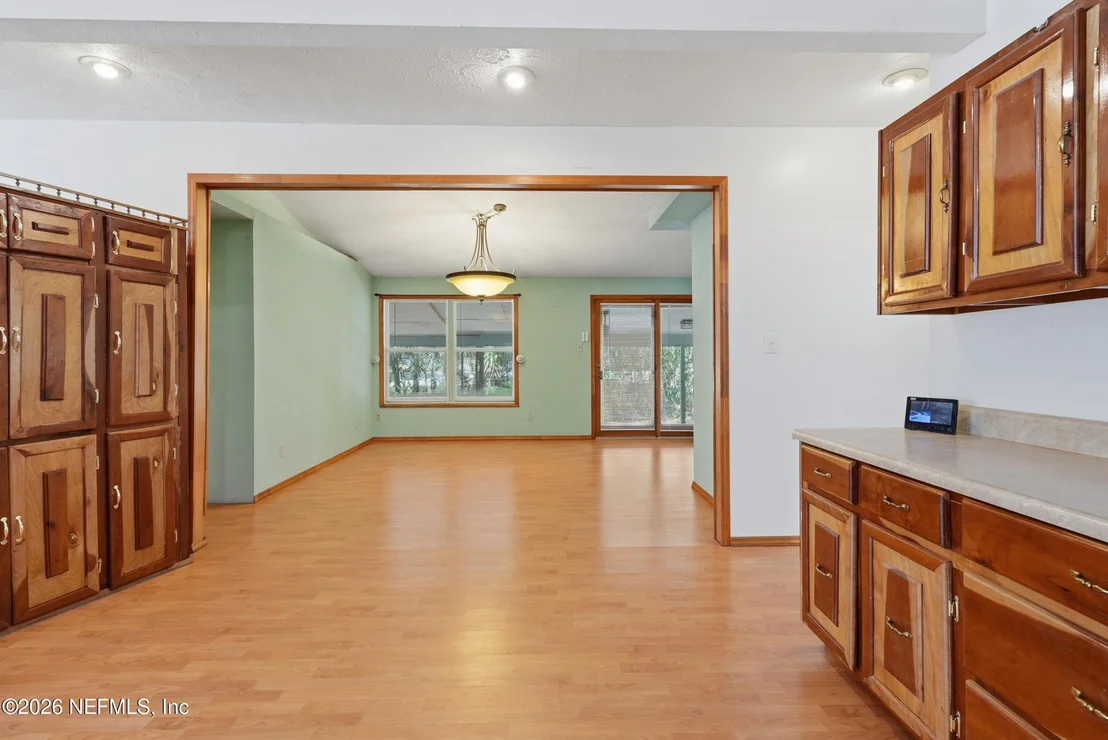 Photo of 246 AZALEA Avenue