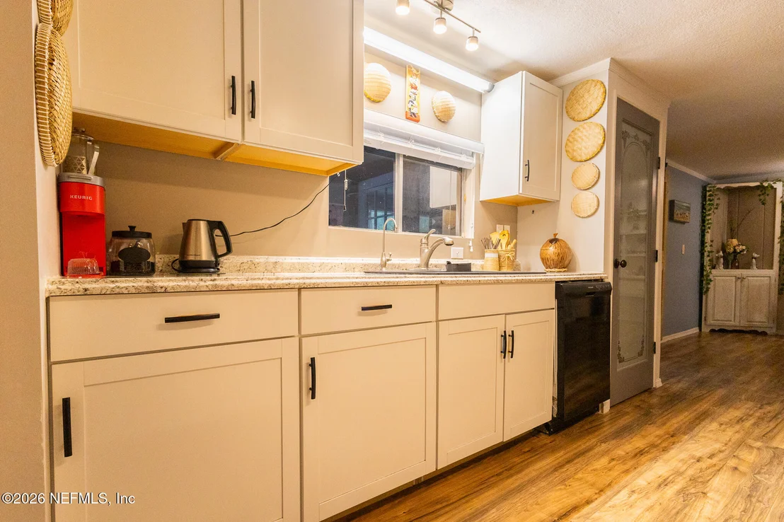 Photo of 239 LYNNE Drive