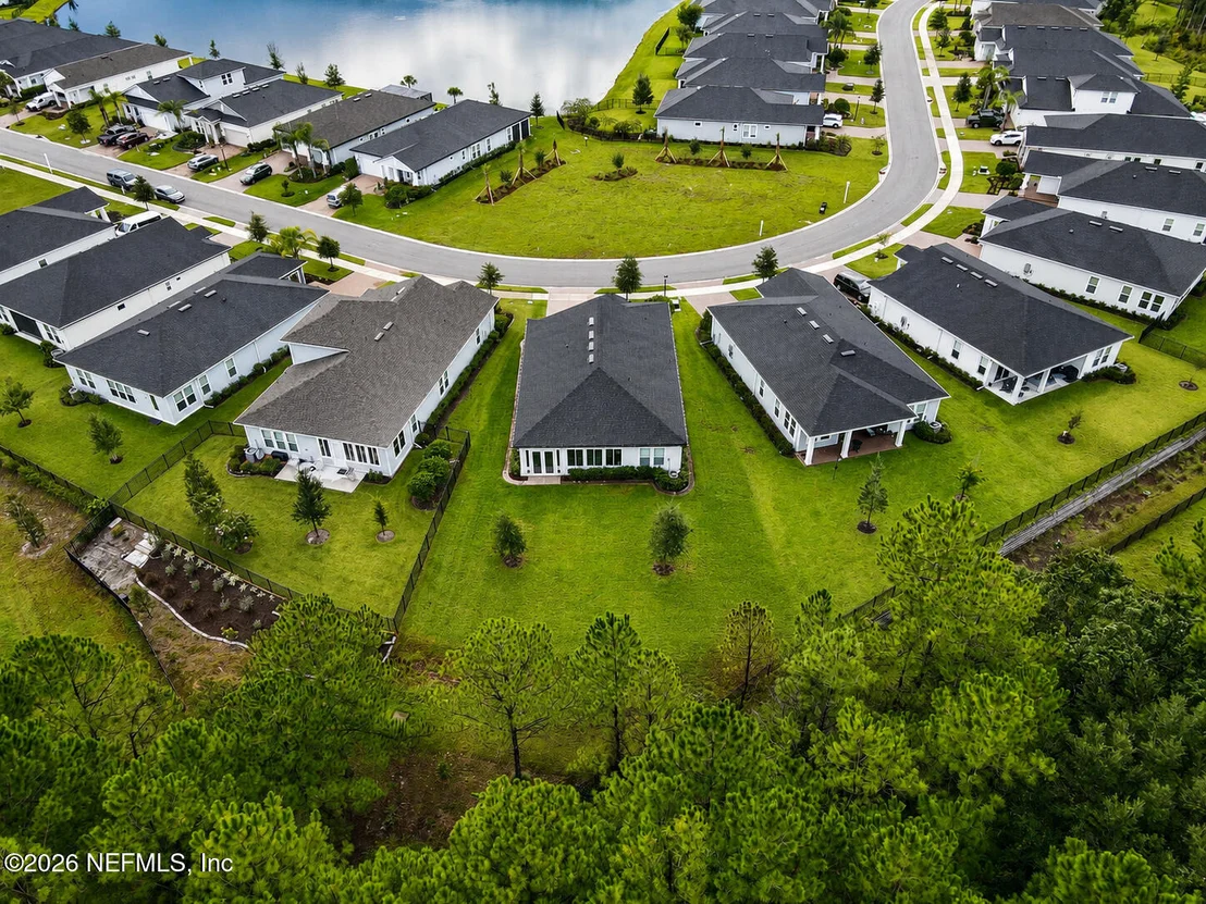 Photo of 216 AMBERWOOD Drive