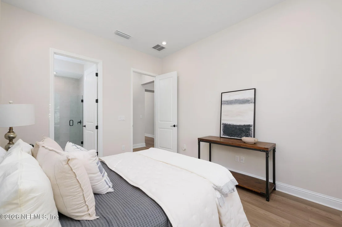 Photo of 329 PELTON Place