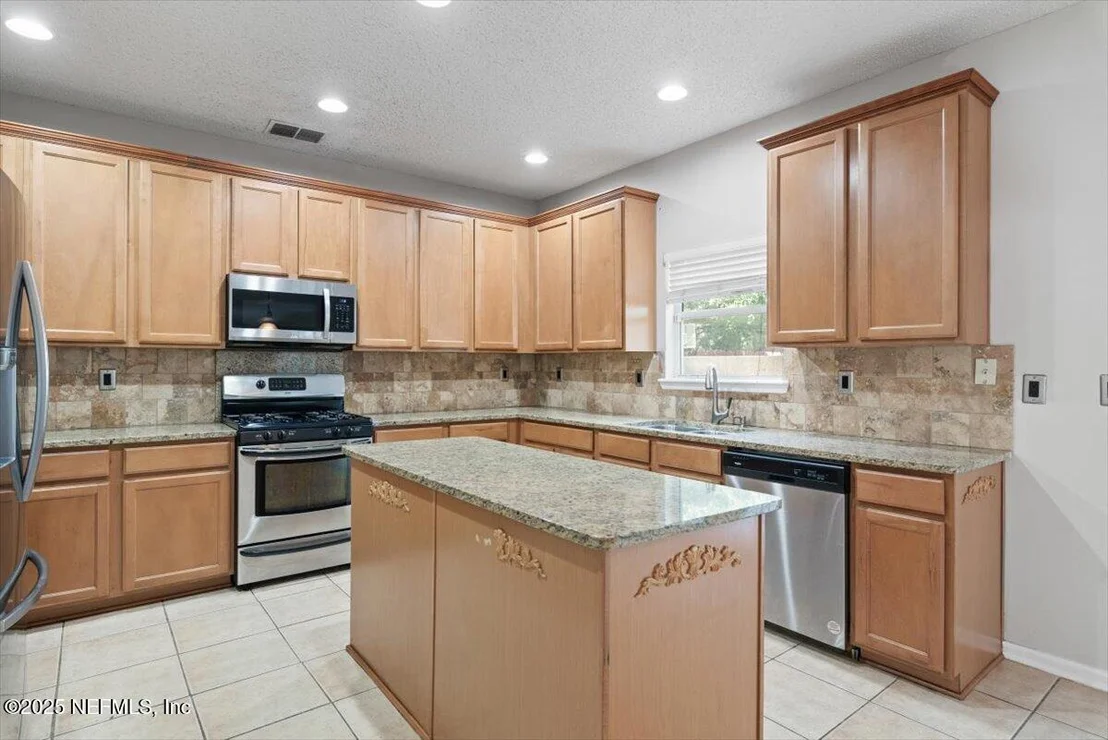 Photo of 14530 FALLING WATERS Drive