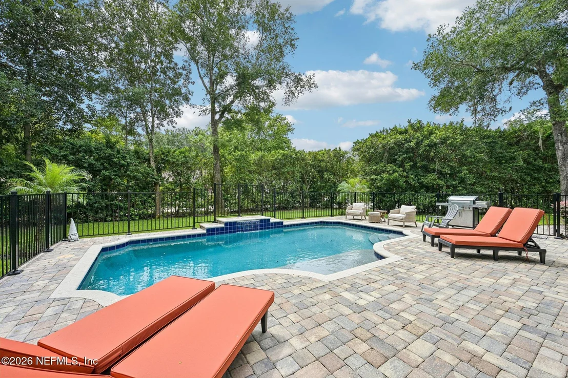 Photo of 2567 FERNTREE Lane