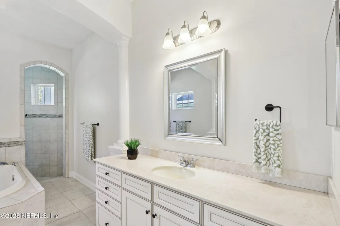 Photo of 212 CORNWALL Drive