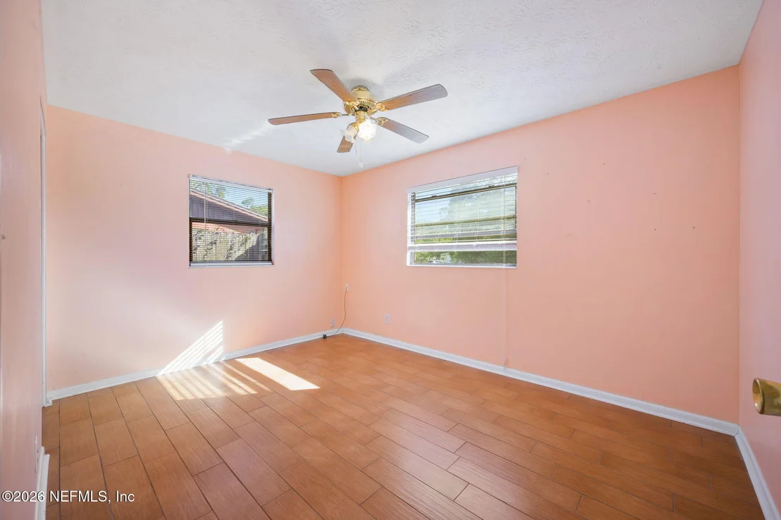 Photo of 431 VALDERIA Drive